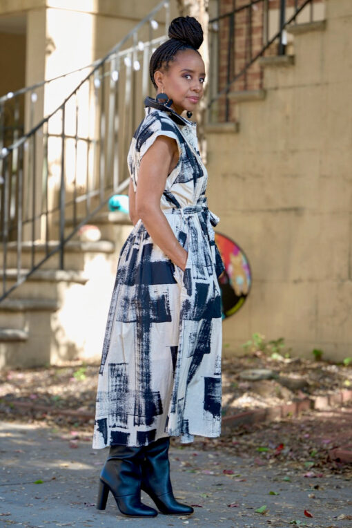 Brushstroke Belted Midi Dress -Black - Image 3