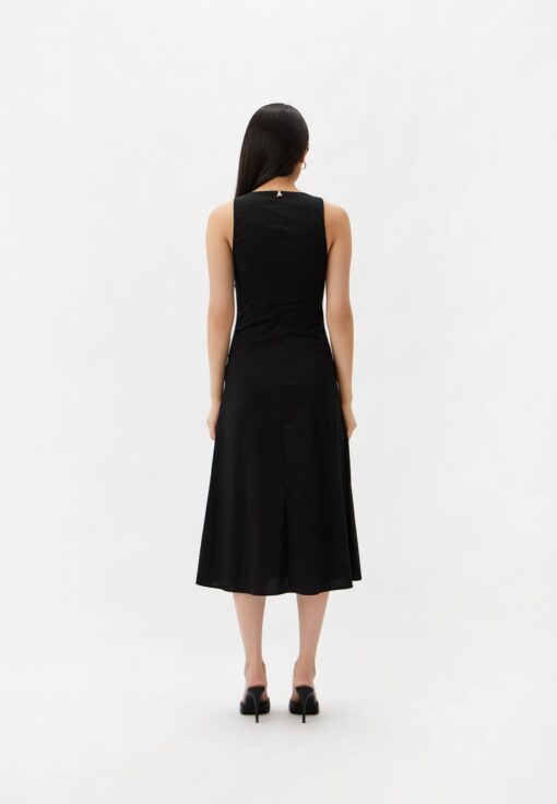 Midi dress with piercing - Image 7